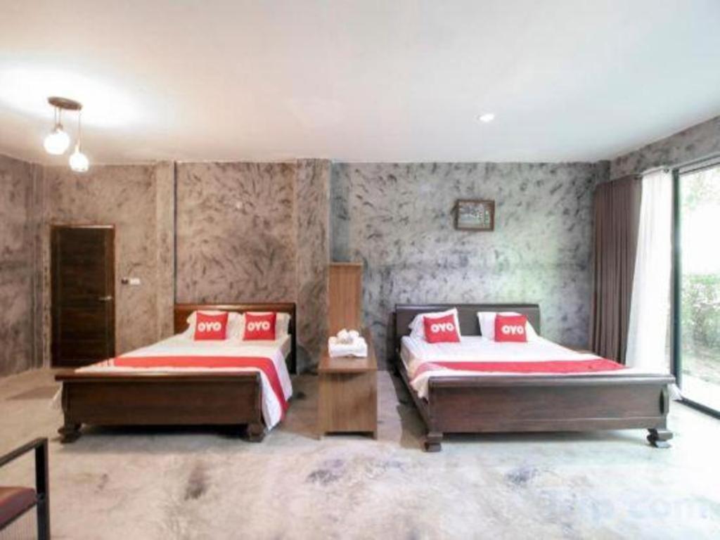 Oyo 75374 Baan Rak Mai Hotel Kancsanaburi Kültér fotó