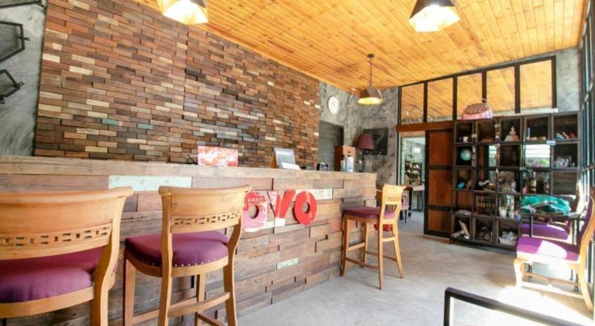 Oyo 75374 Baan Rak Mai Hotel Kancsanaburi Kültér fotó